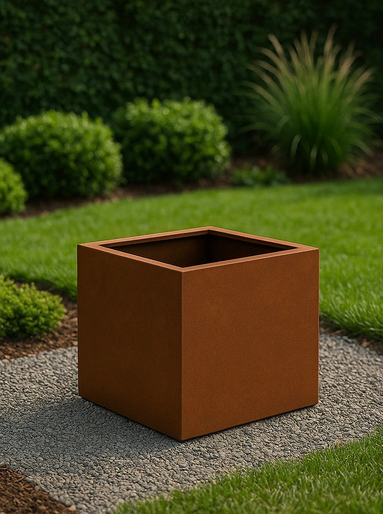 Square Steel Planters (Corten Steel / L39.5” x W39.5” x H39.5”)